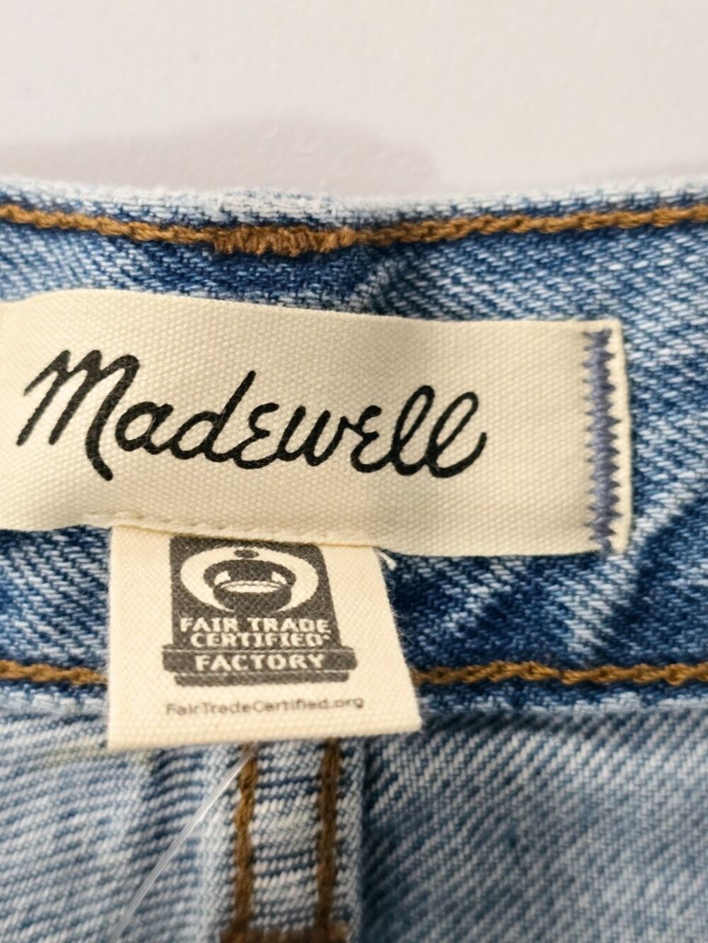 Madewell 90s Straight Jeans 28 Blue Distressed Raw Hem NWT - Picture 7 of 7